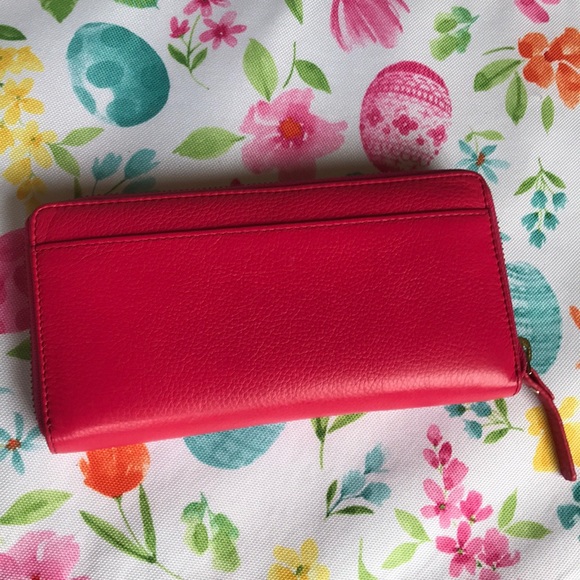 Kate Spade Wallet ♠️ - Picture 2 of 5